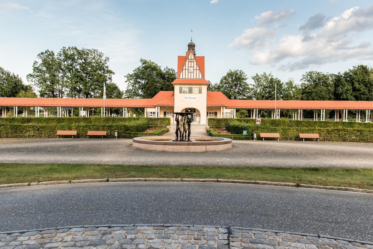 & Restaurant Raueneck *